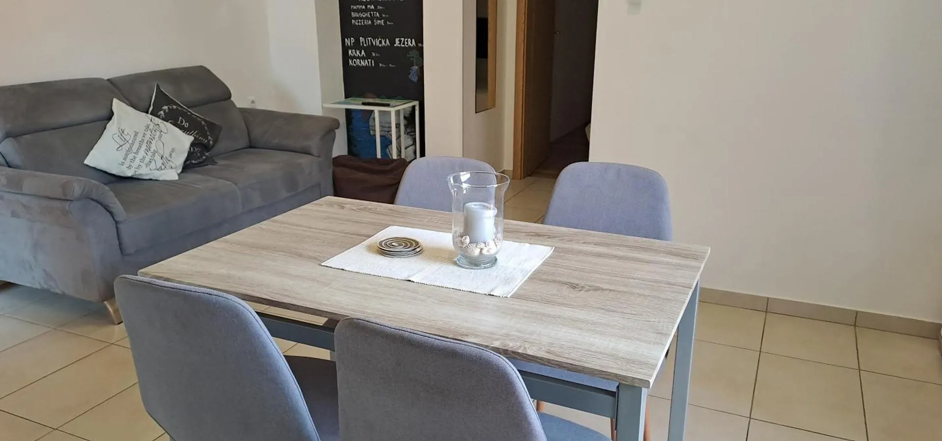 זאדאר Apartmani Natali 0*,