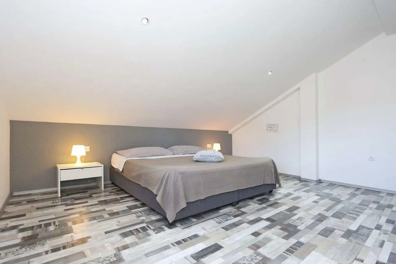 Appartement Apartmani Natali Zadar